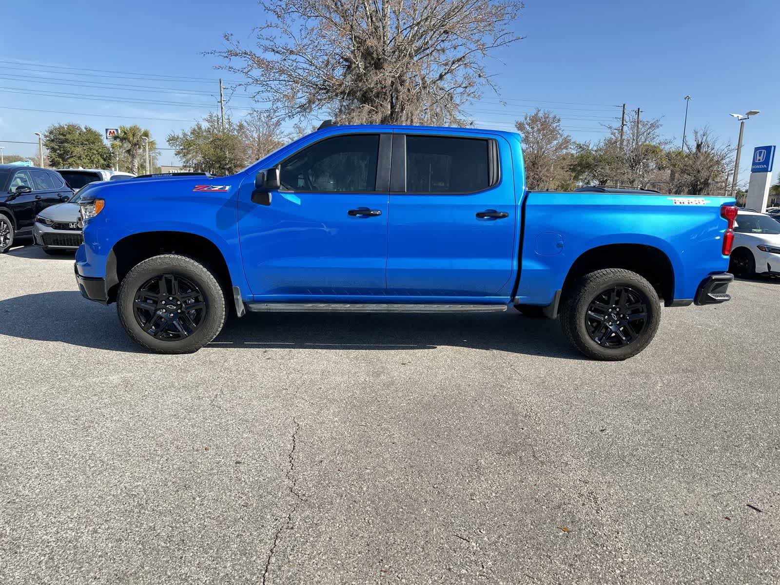 Thumbnail: 2025 Chevrolet Silverado 1500 - 3