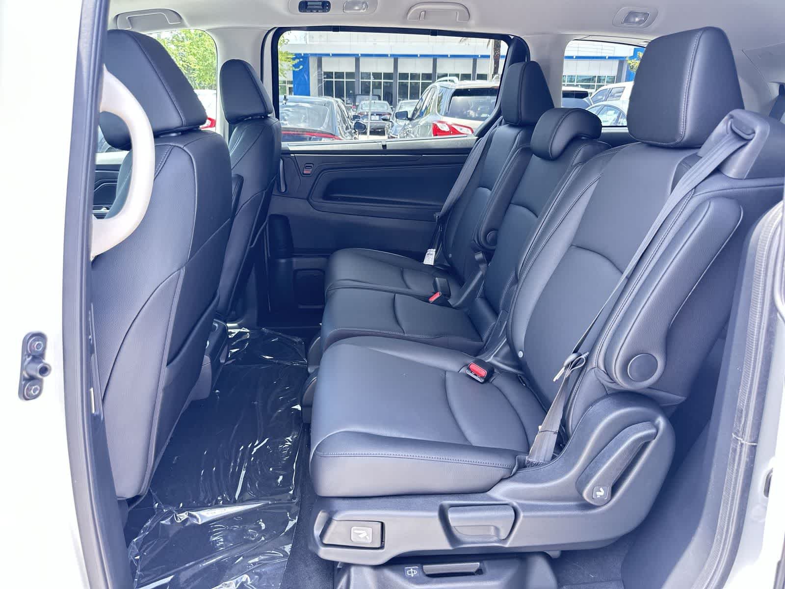 Thumbnail: 2026 Honda Odyssey - 15