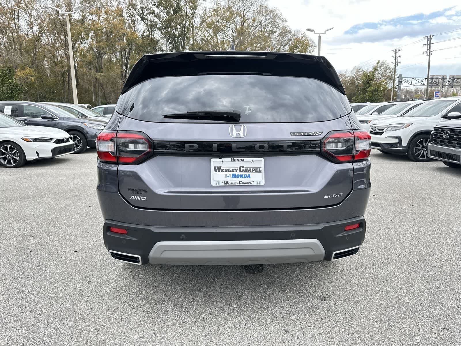 Thumbnail: 2023 Honda Pilot - 5