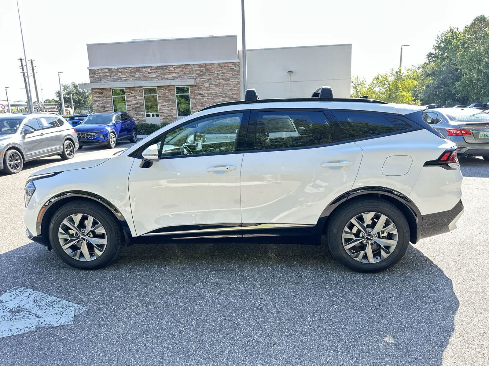 Thumbnail: 2024 Kia Sportage - 3