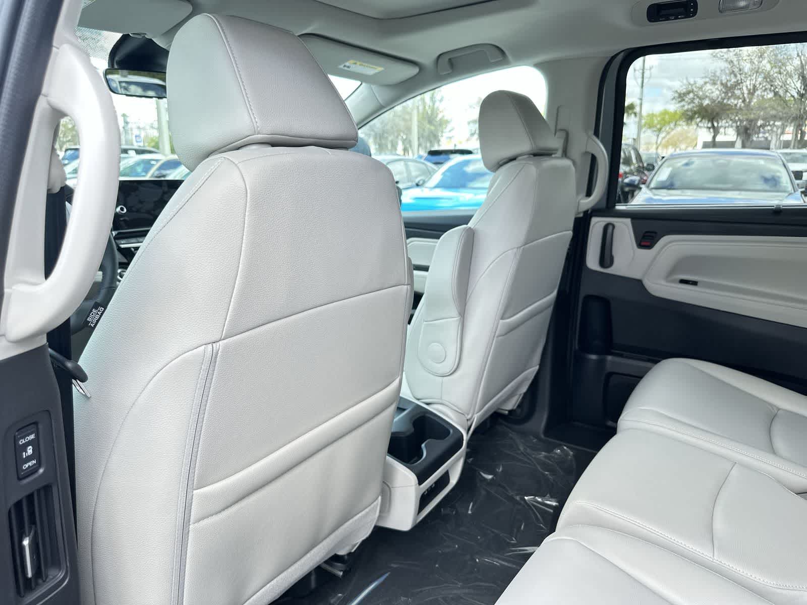 Thumbnail: 2026 Honda Odyssey - 14