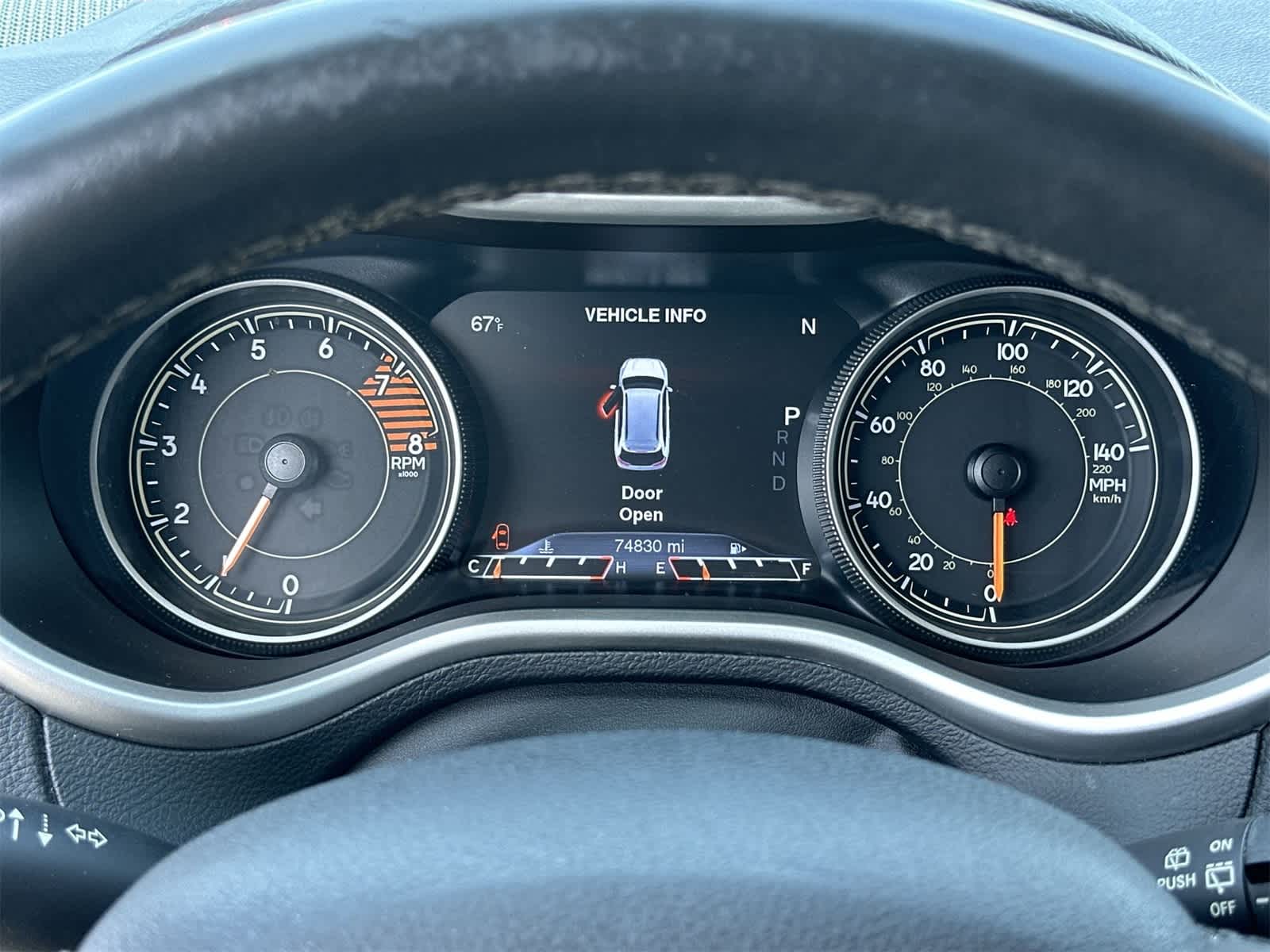 Thumbnail: 2016 Jeep Cherokee - 22