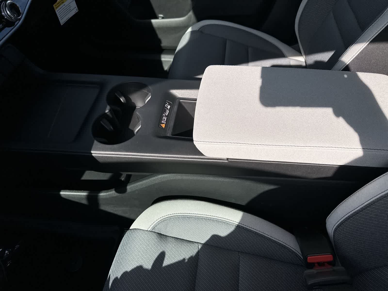 Thumbnail: 2026 Honda Prologue - 19