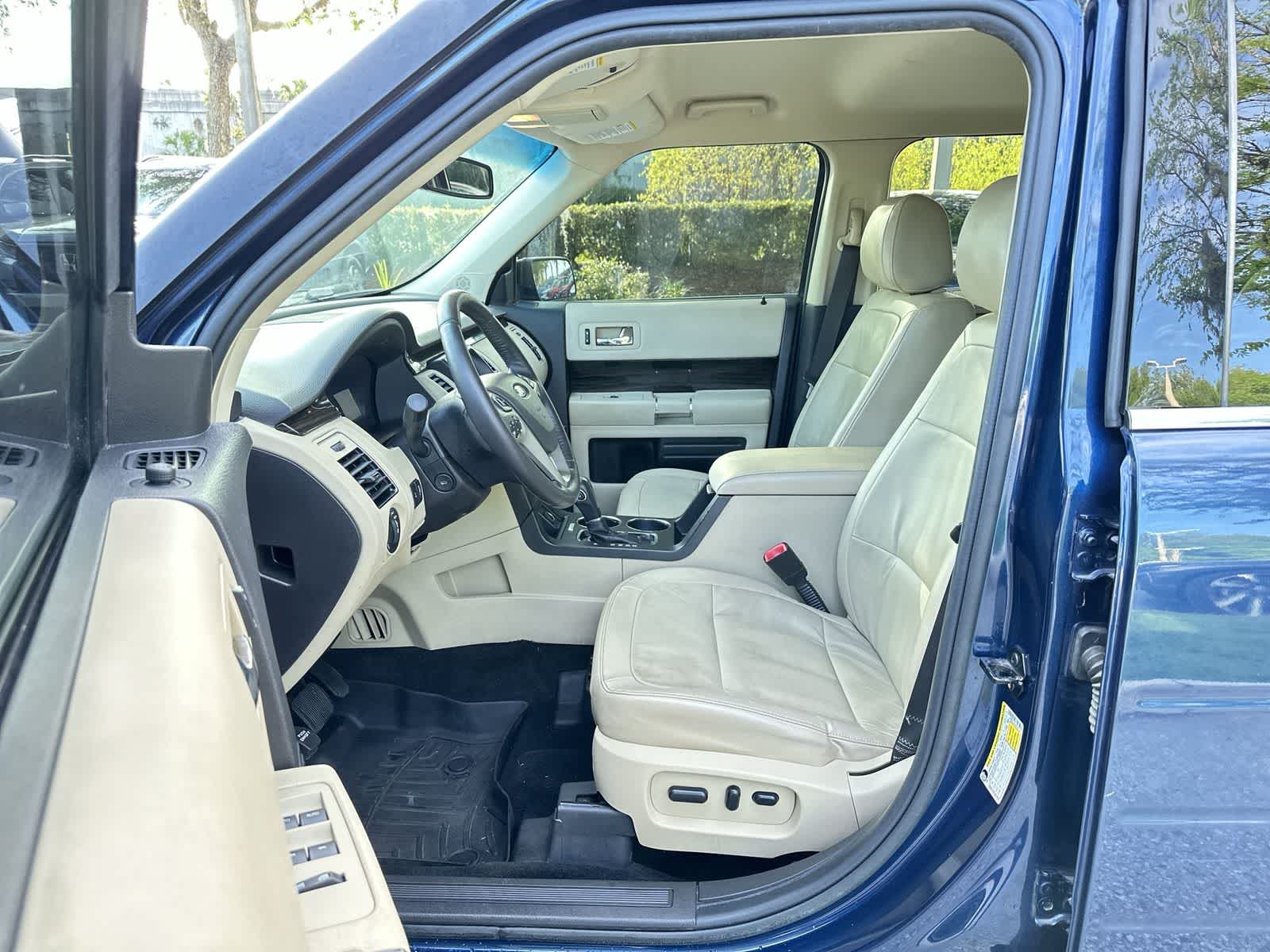 Thumbnail: 2017 Ford Flex - 2