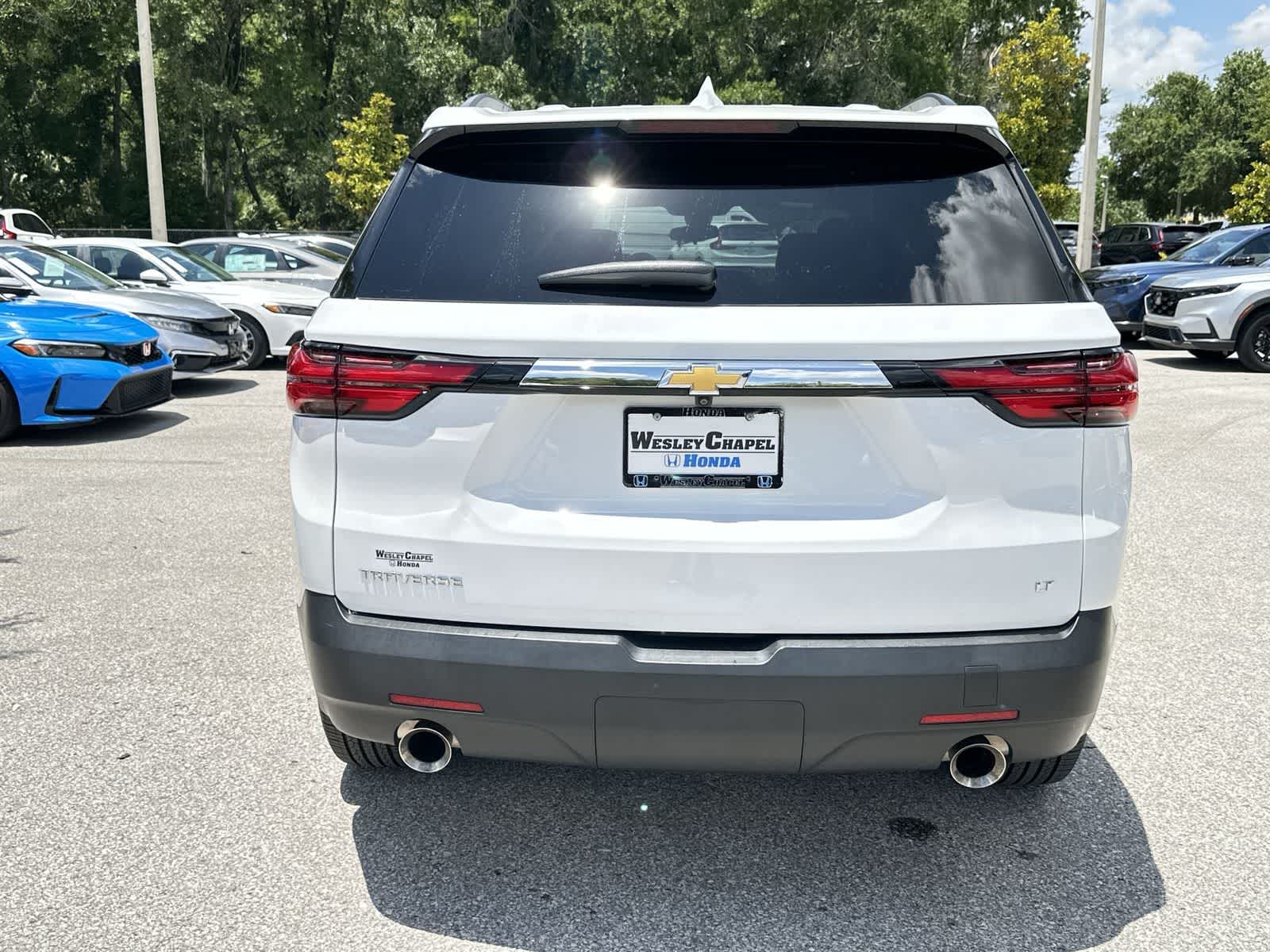 Thumbnail: 2023 Chevrolet Traverse - 4