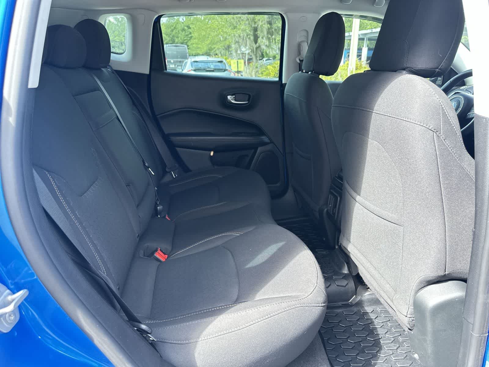 Thumbnail: 2019 Jeep Compass - 16