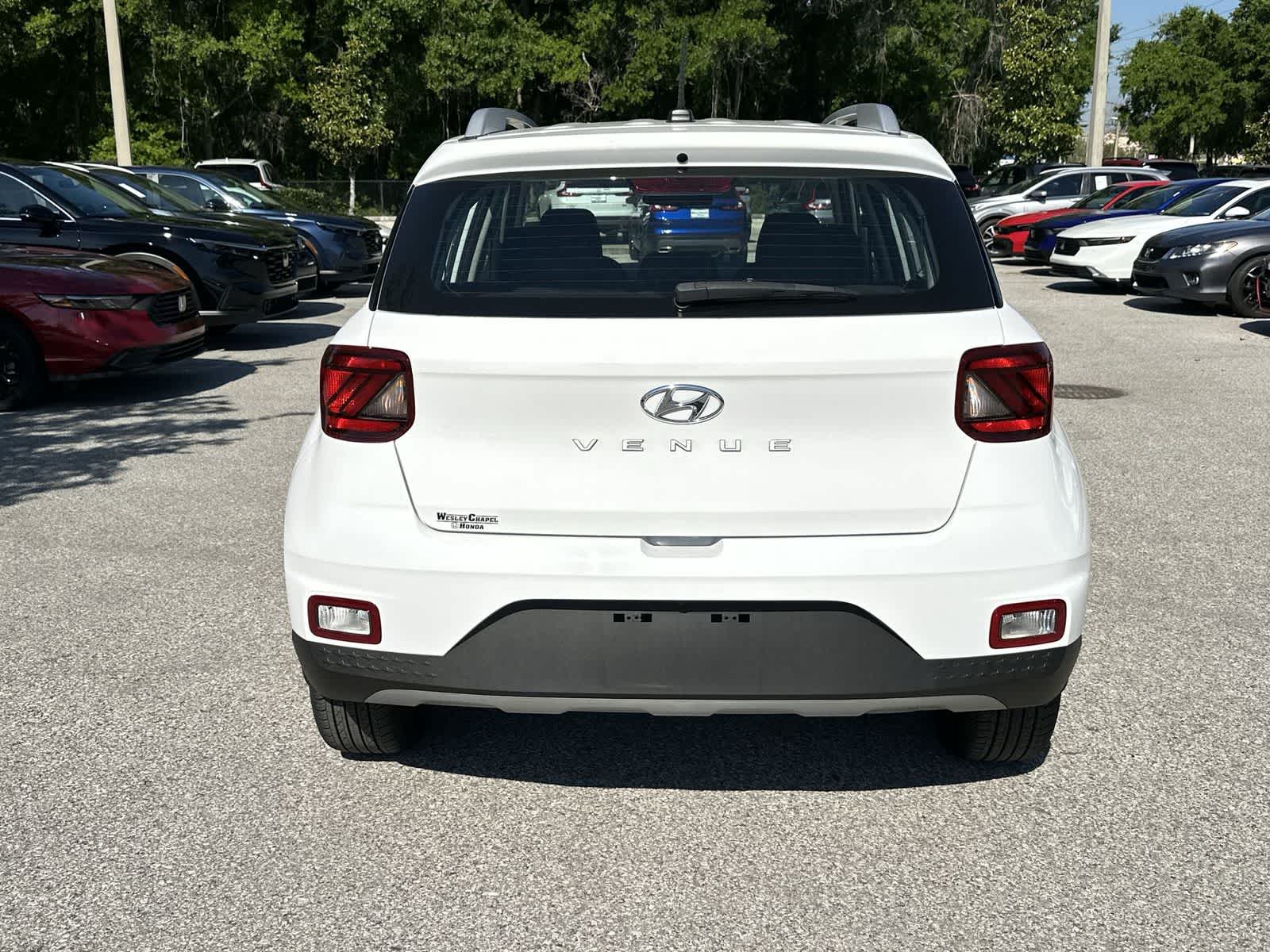 Thumbnail: 2023 Hyundai Venue - 5