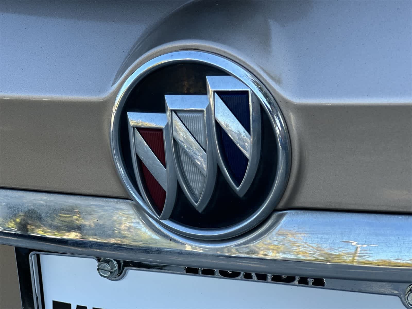 Thumbnail: 2018 Buick Encore - 10