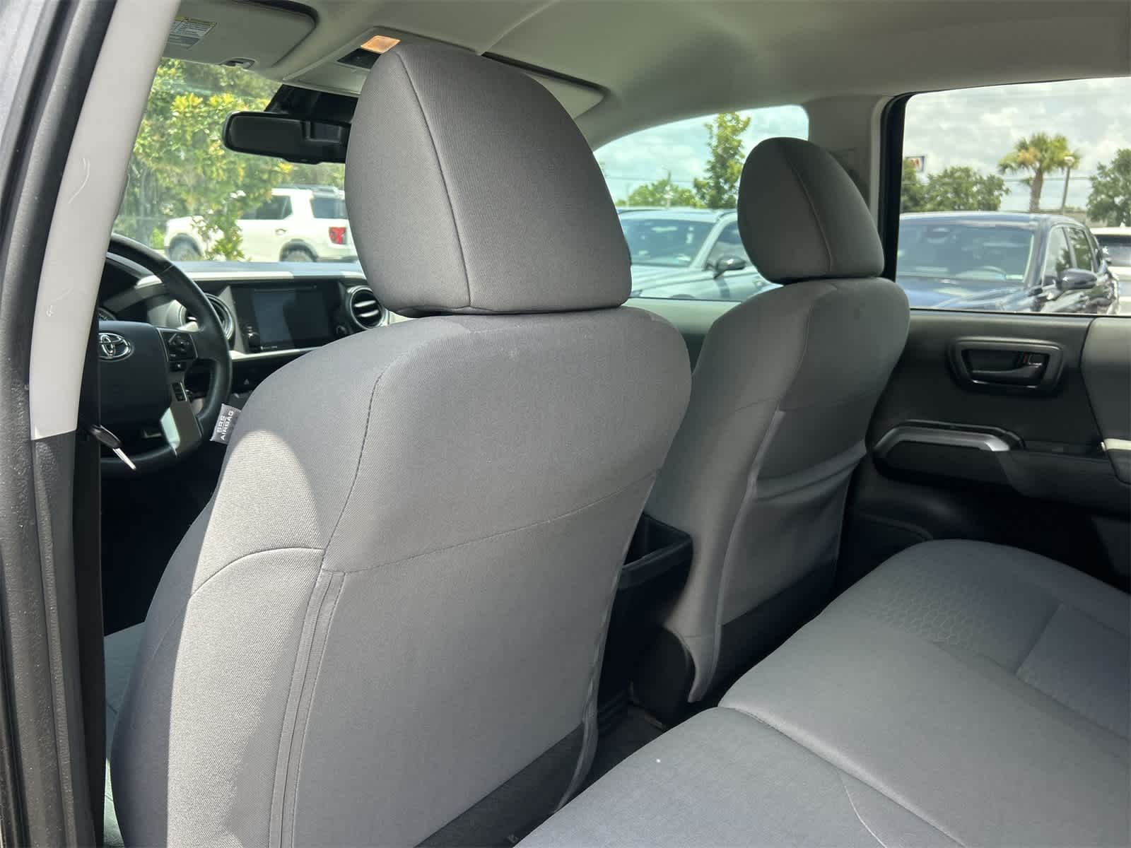 Thumbnail: 2019 Toyota Tacoma - 14
