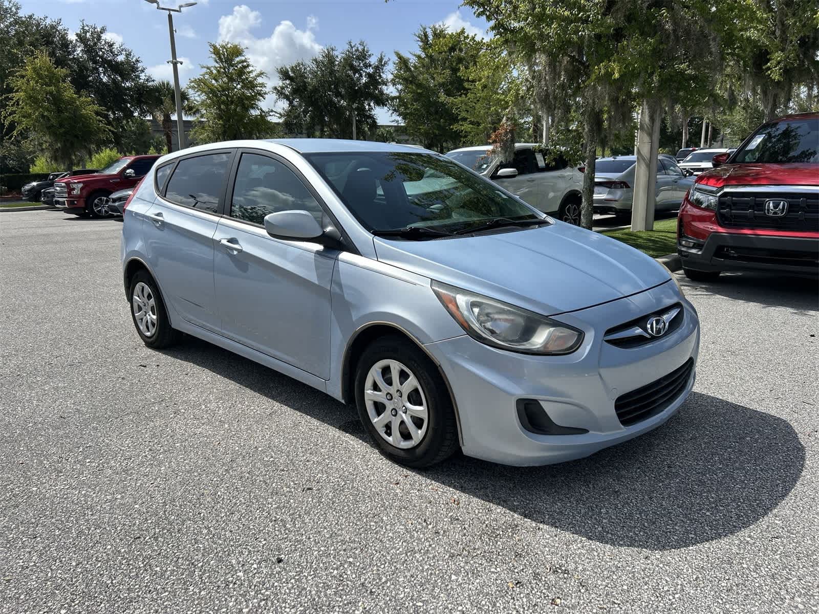 Thumbnail: 2013 Hyundai Accent - 8