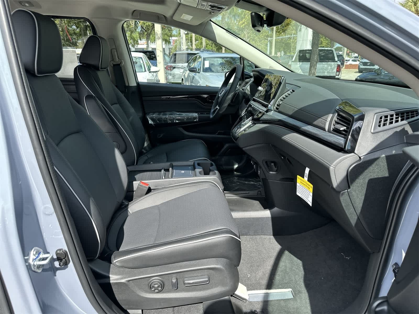 Thumbnail: 2026 Honda Odyssey - 17