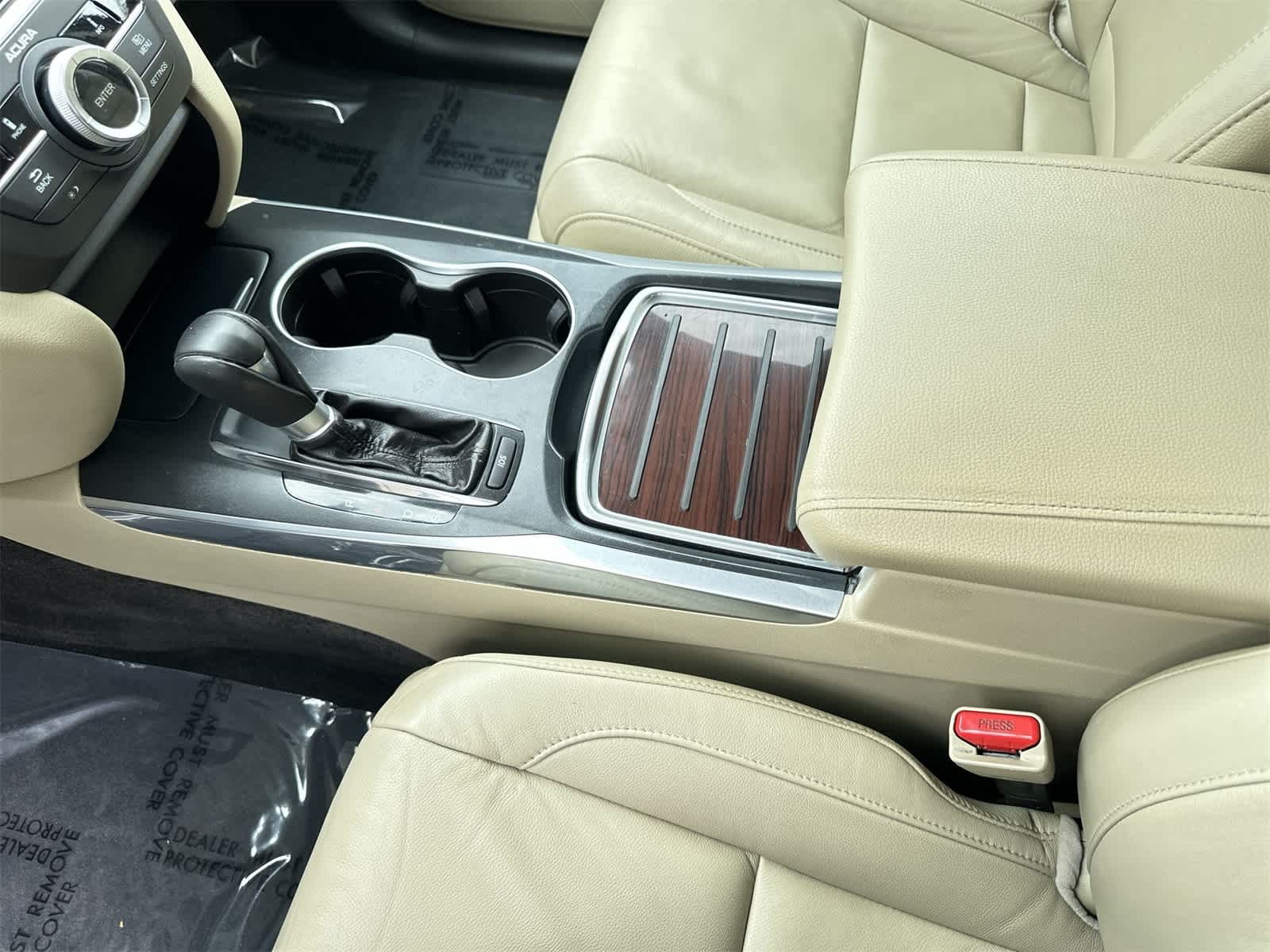 Thumbnail: 2014 Acura MDX - 19