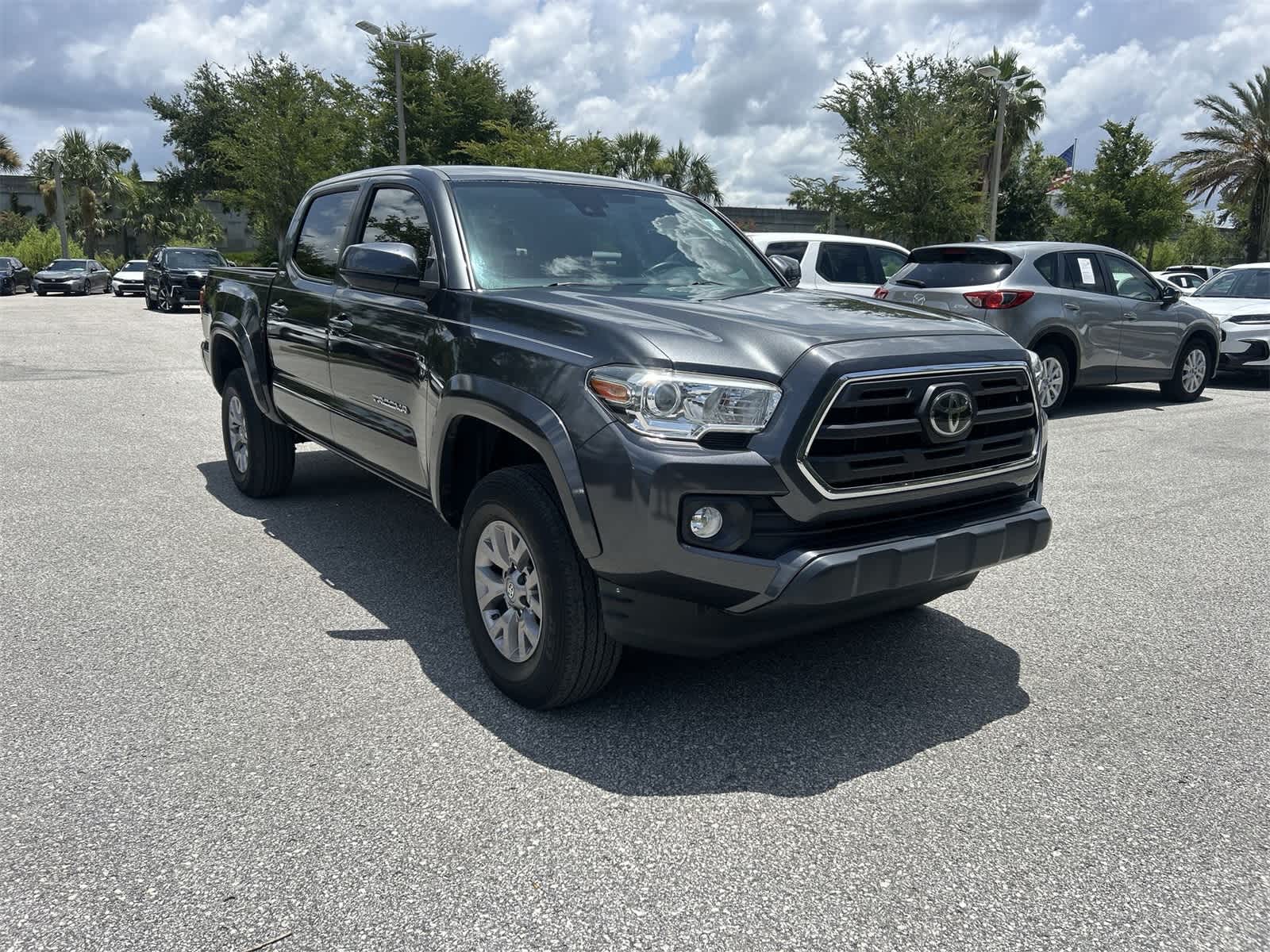 Thumbnail: 2019 Toyota Tacoma - 8