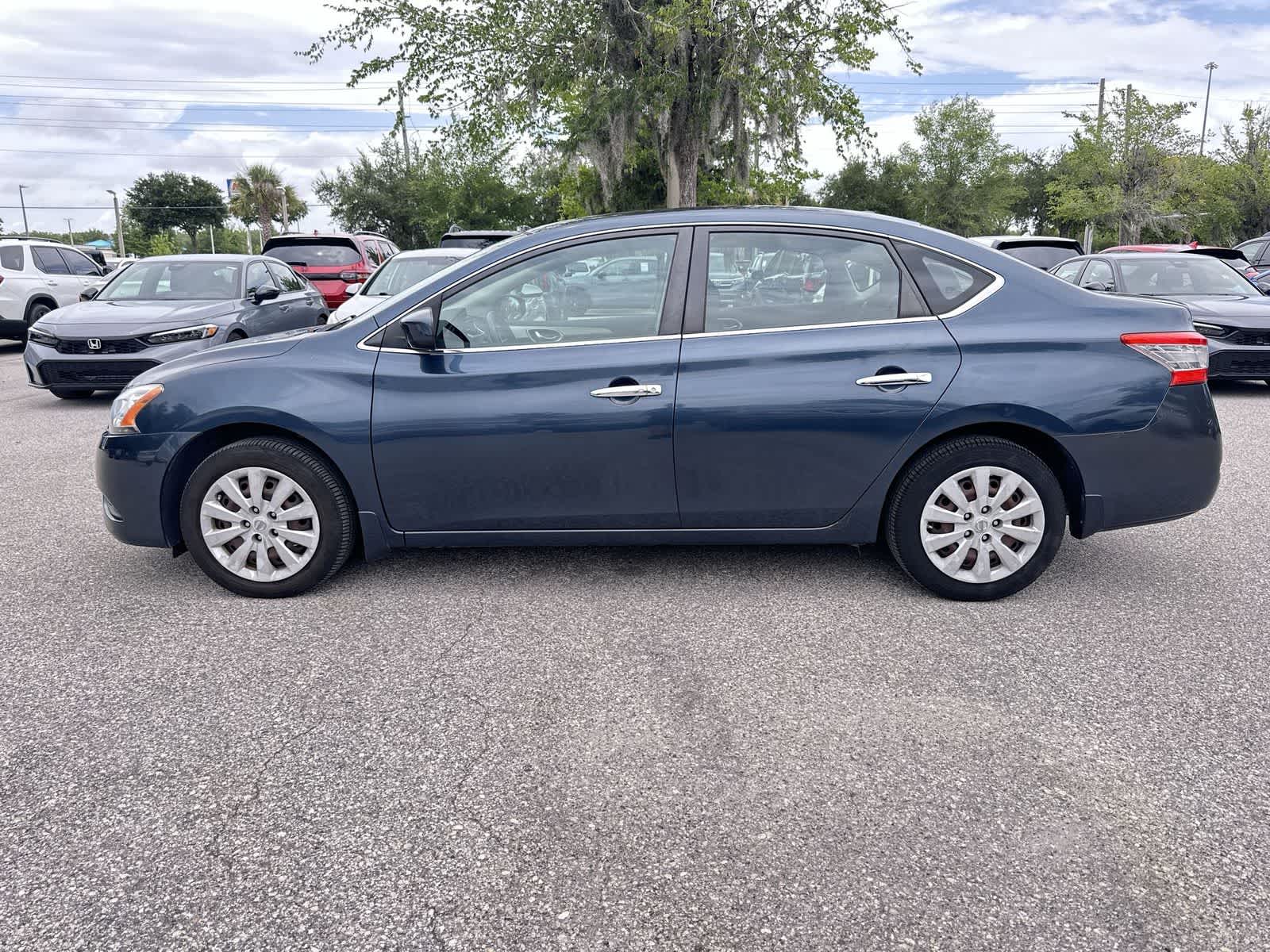 Thumbnail: 2015 Nissan Sentra - 3