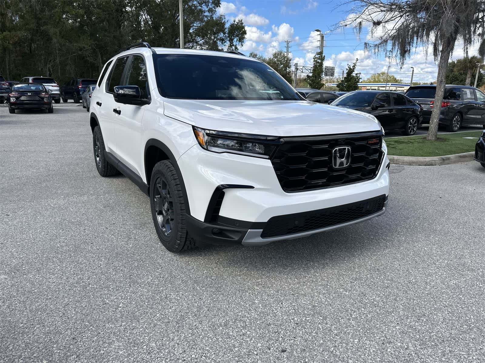 Thumbnail: 2025 Honda Pilot - 8