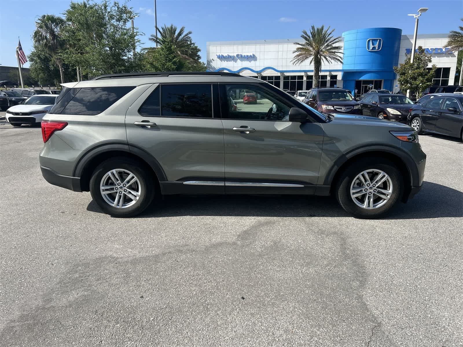 2020 Ford Explorer XLT 7