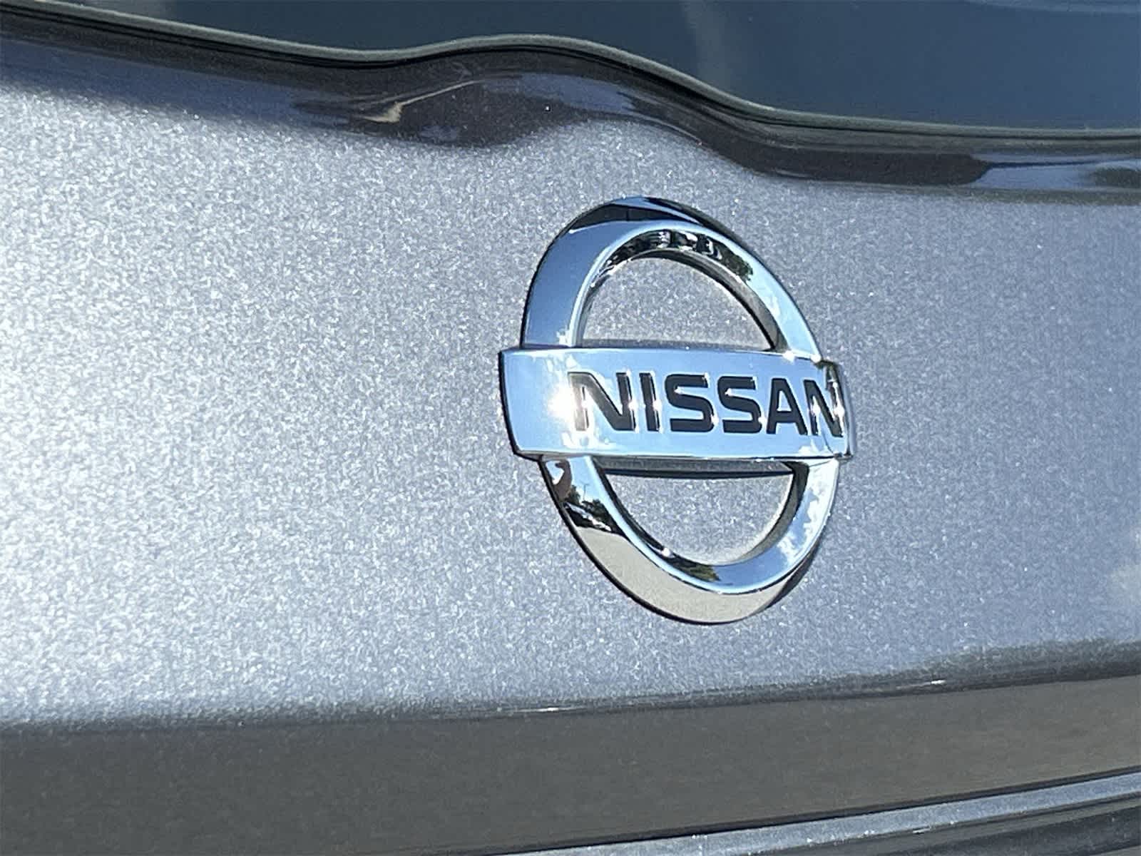 Thumbnail: 2020 Nissan Kicks - 10