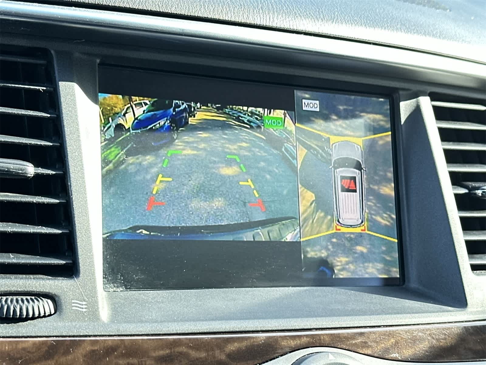 Thumbnail: 2020 Nissan Armada - 20