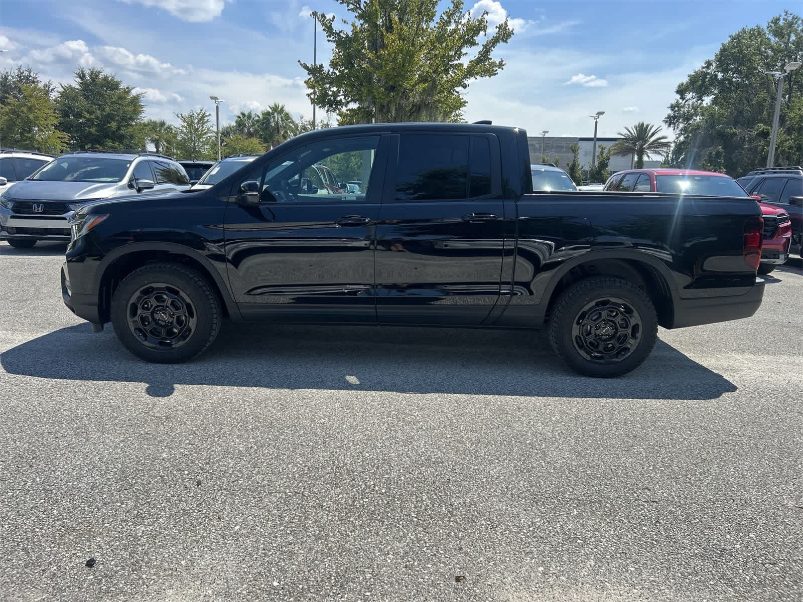 Thumbnail: 2025 Honda Ridgeline - 3