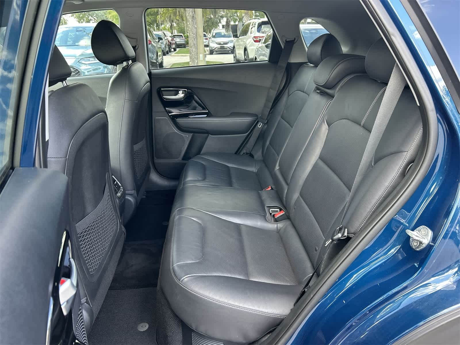 Thumbnail: 2018 Kia Niro - 15