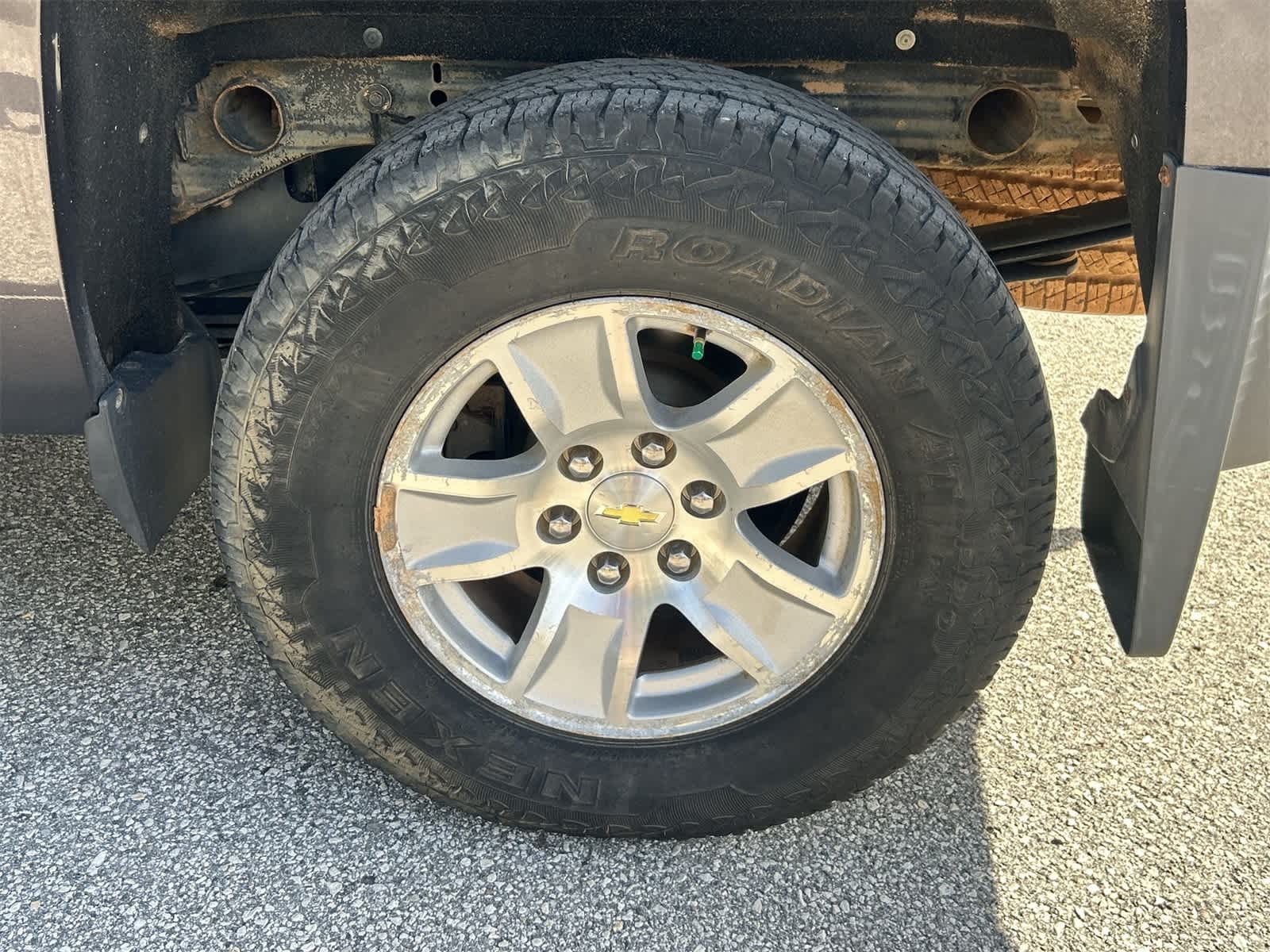 Thumbnail: 2015 Chevrolet Silverado 1500 - 12
