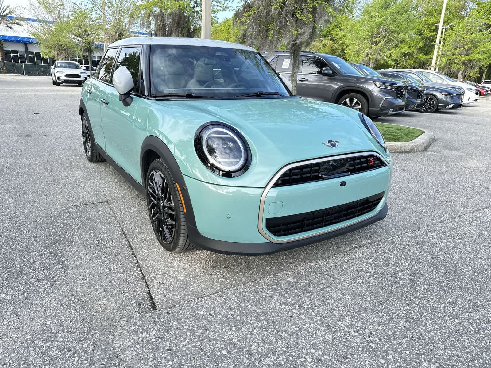 Thumbnail: 2025 MINI Cooper Hardtop - 8