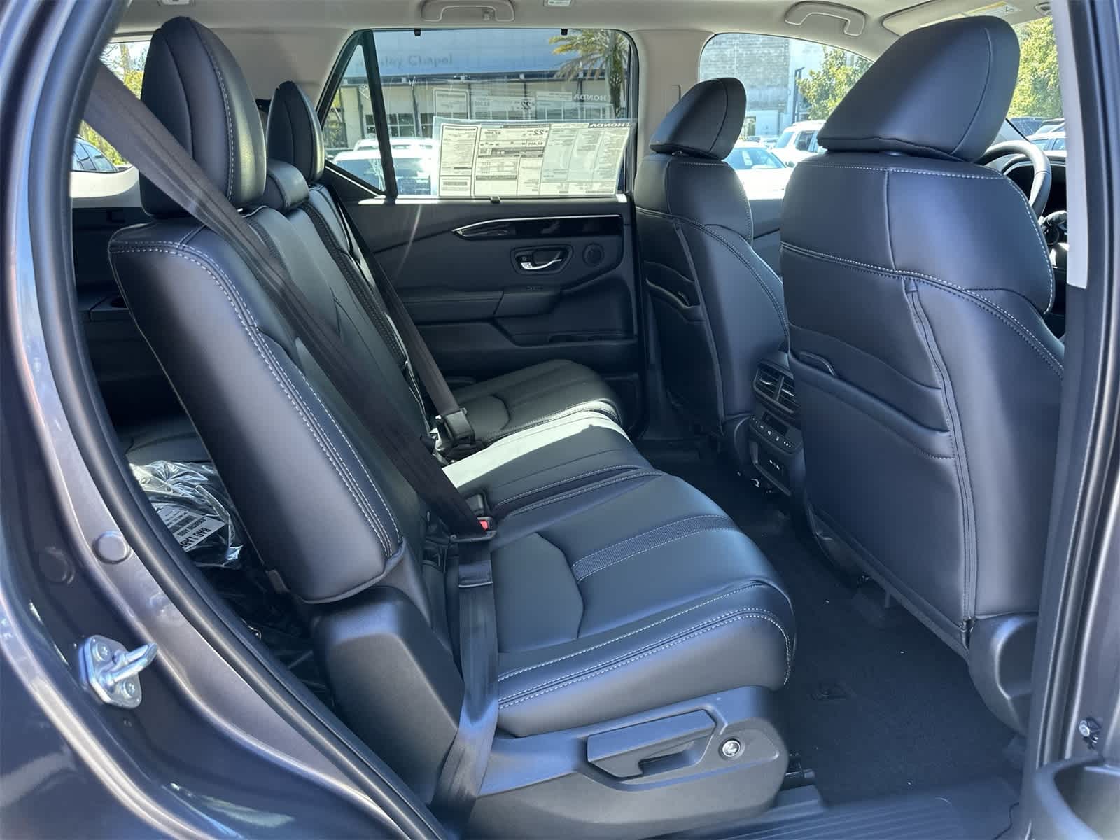 Thumbnail: 2025 Honda Pilot - 16