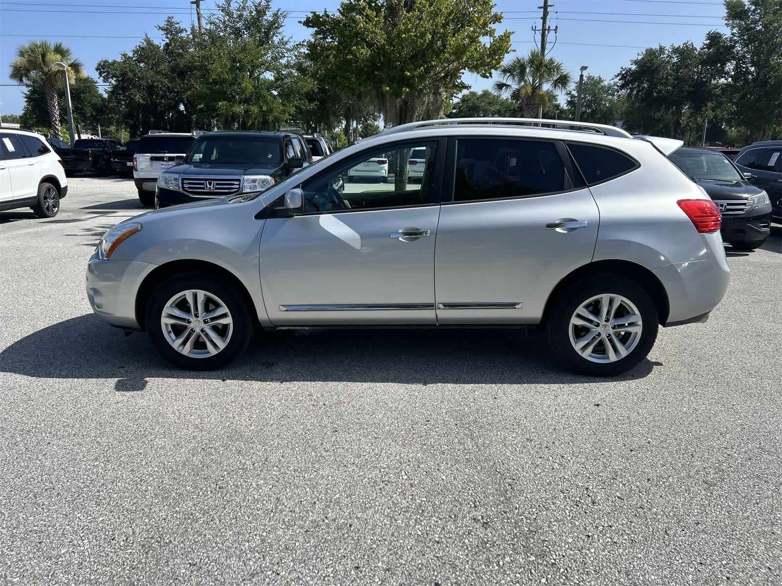 Thumbnail: 2012 Nissan Rogue - 3