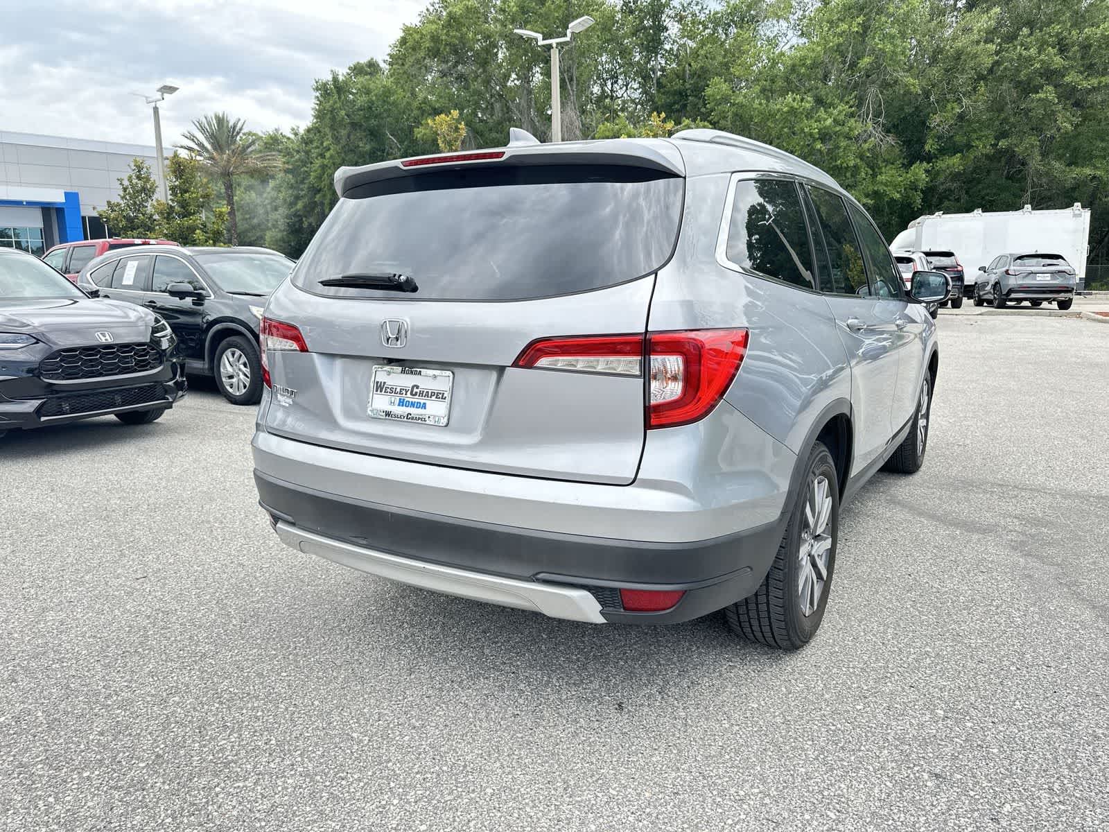 Thumbnail: 2019 Honda Pilot - 14