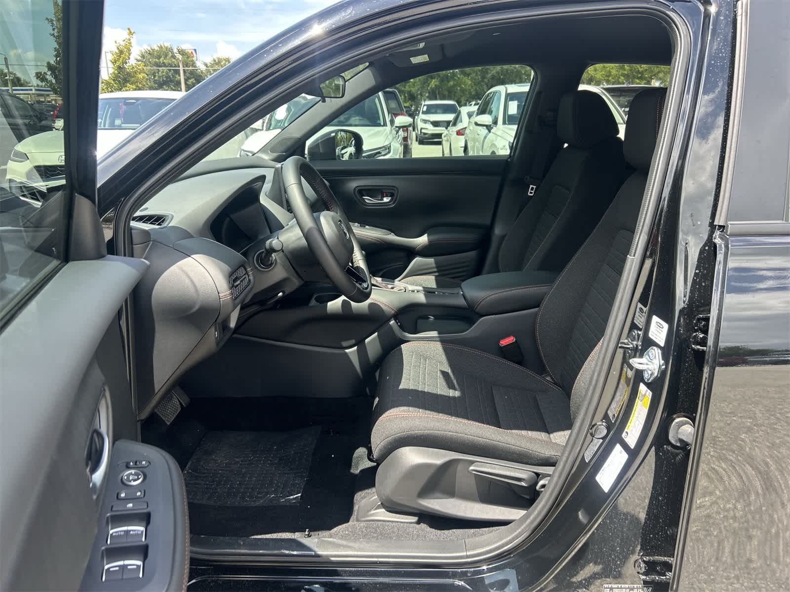 Thumbnail: 2026 Honda HR-V - 2