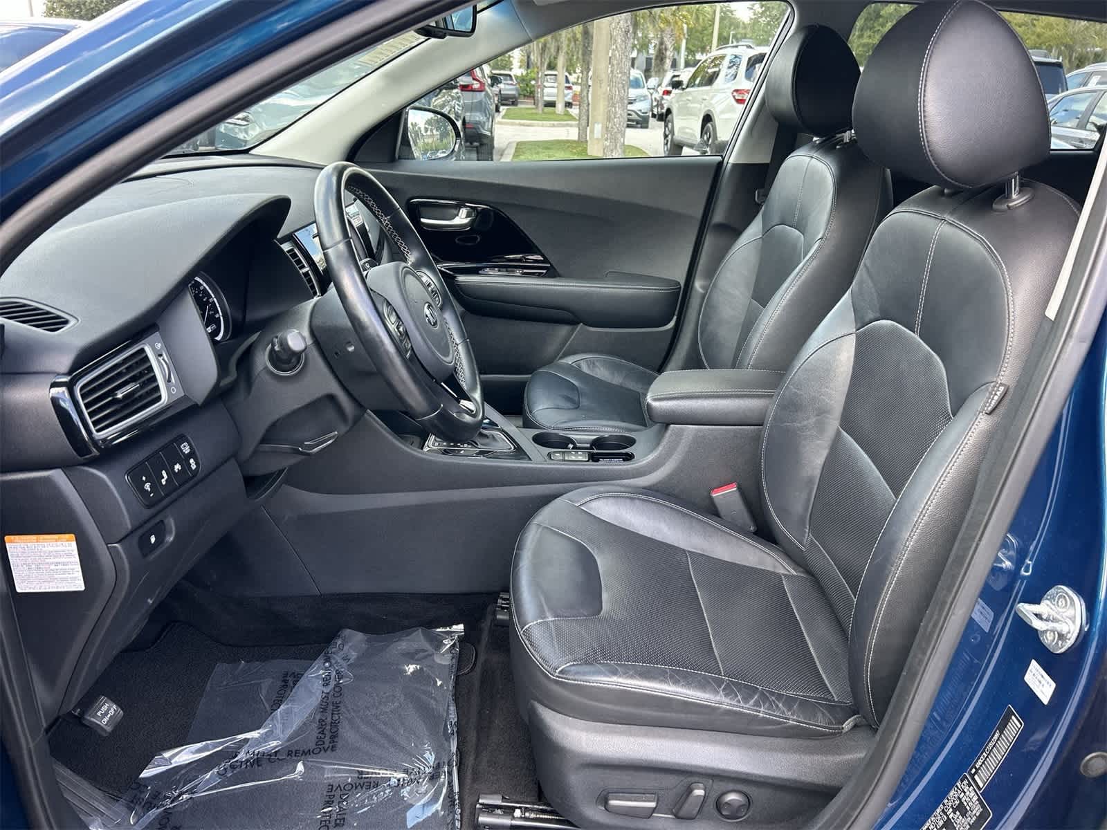 Thumbnail: 2018 Kia Niro - 13