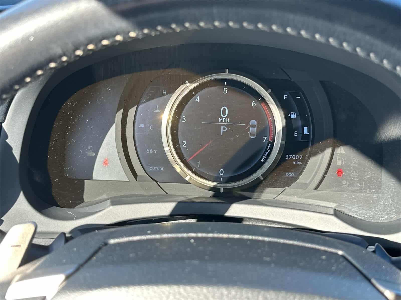 Thumbnail: 2016 Lexus RC - 21