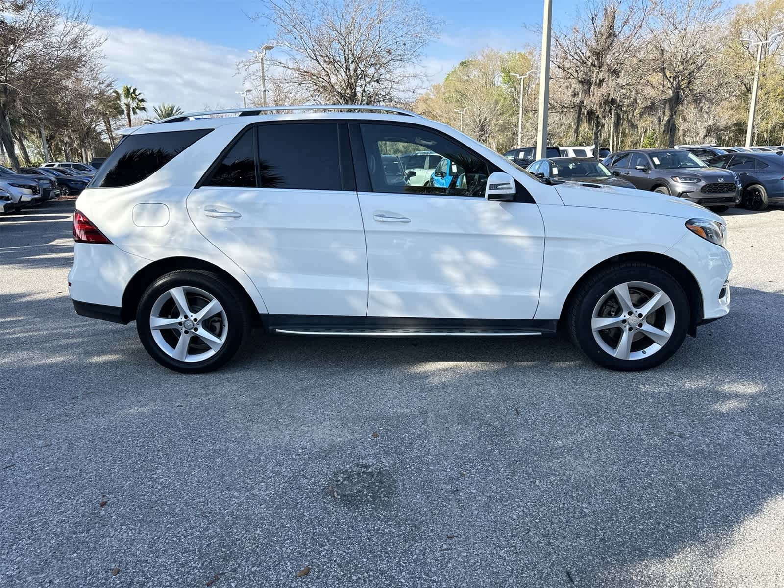 Thumbnail: 2016 Mercedes-Benz GLE - 7