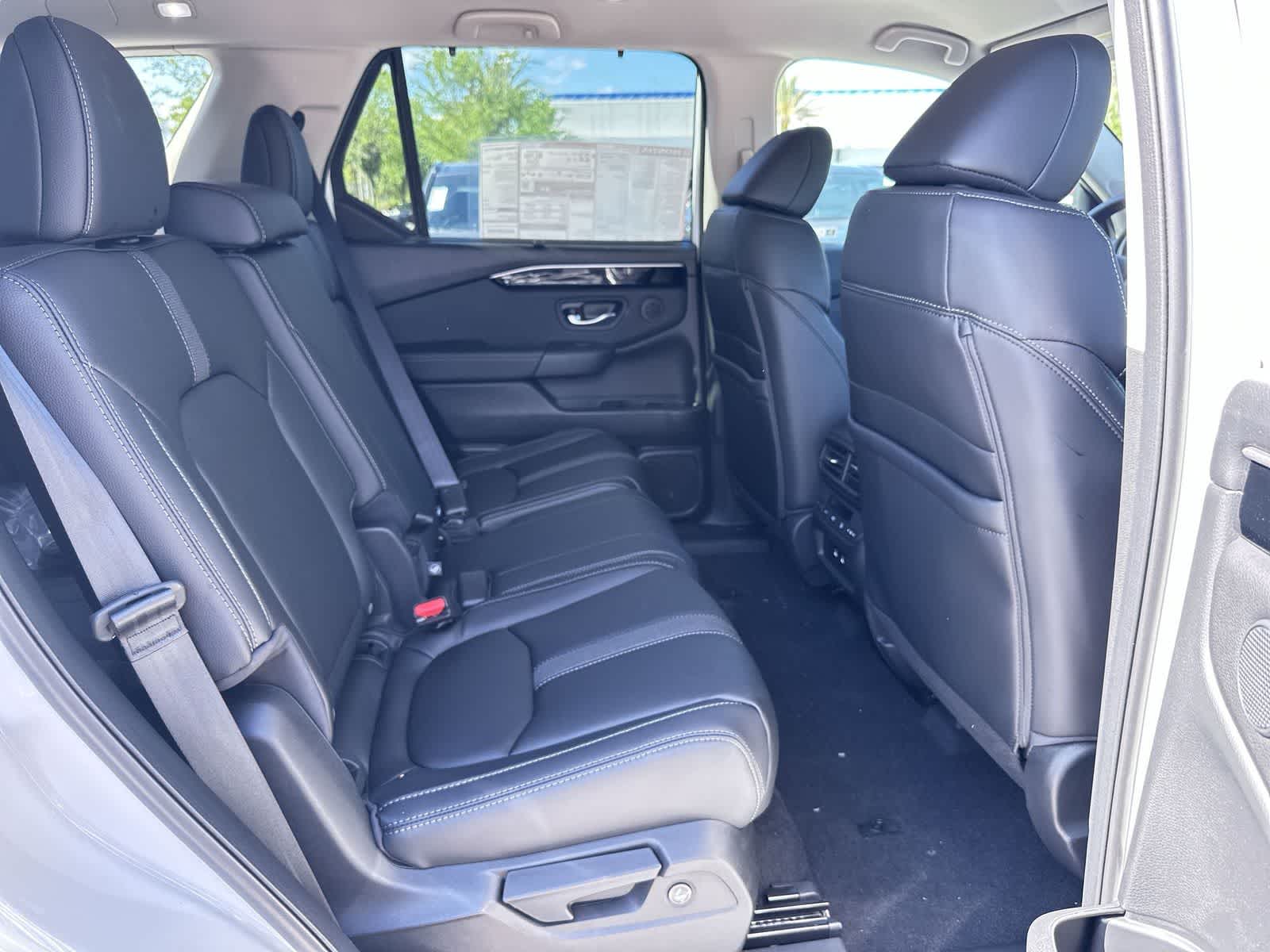 Thumbnail: 2026 Honda Pilot - 16