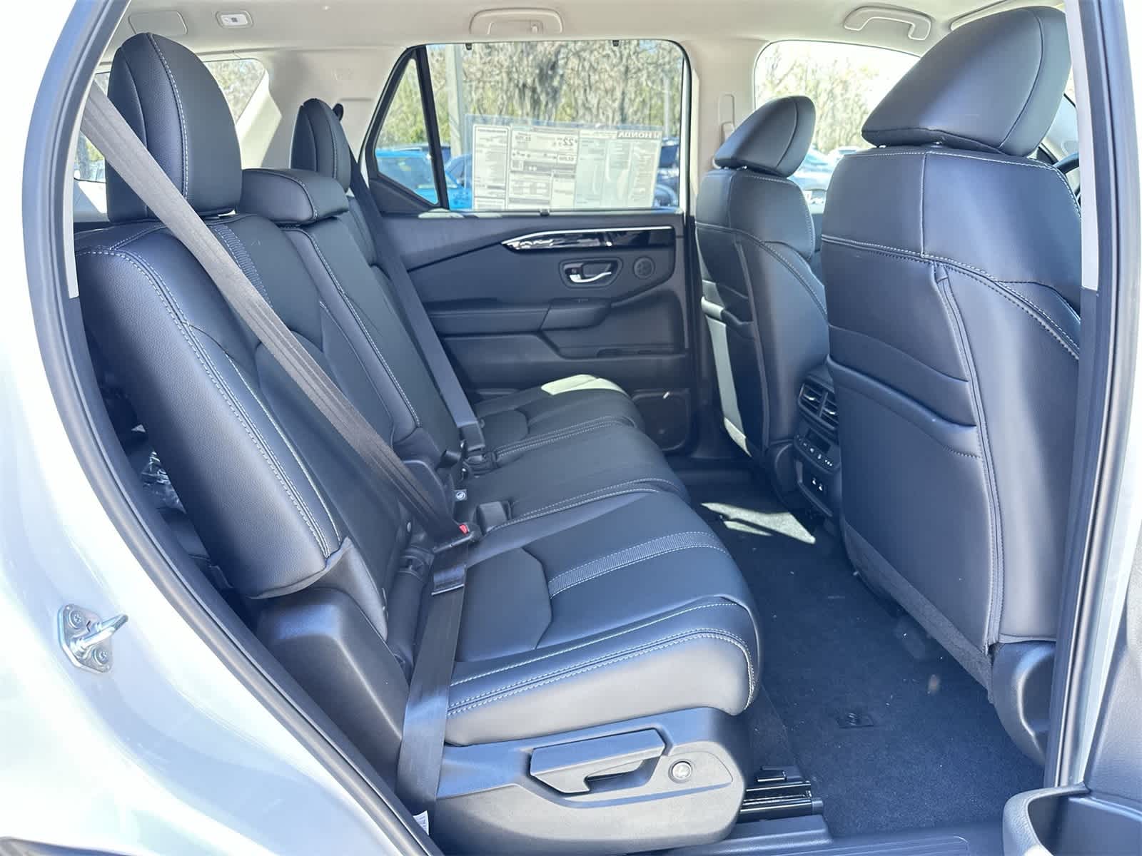 Thumbnail: 2026 Honda Pilot - 16