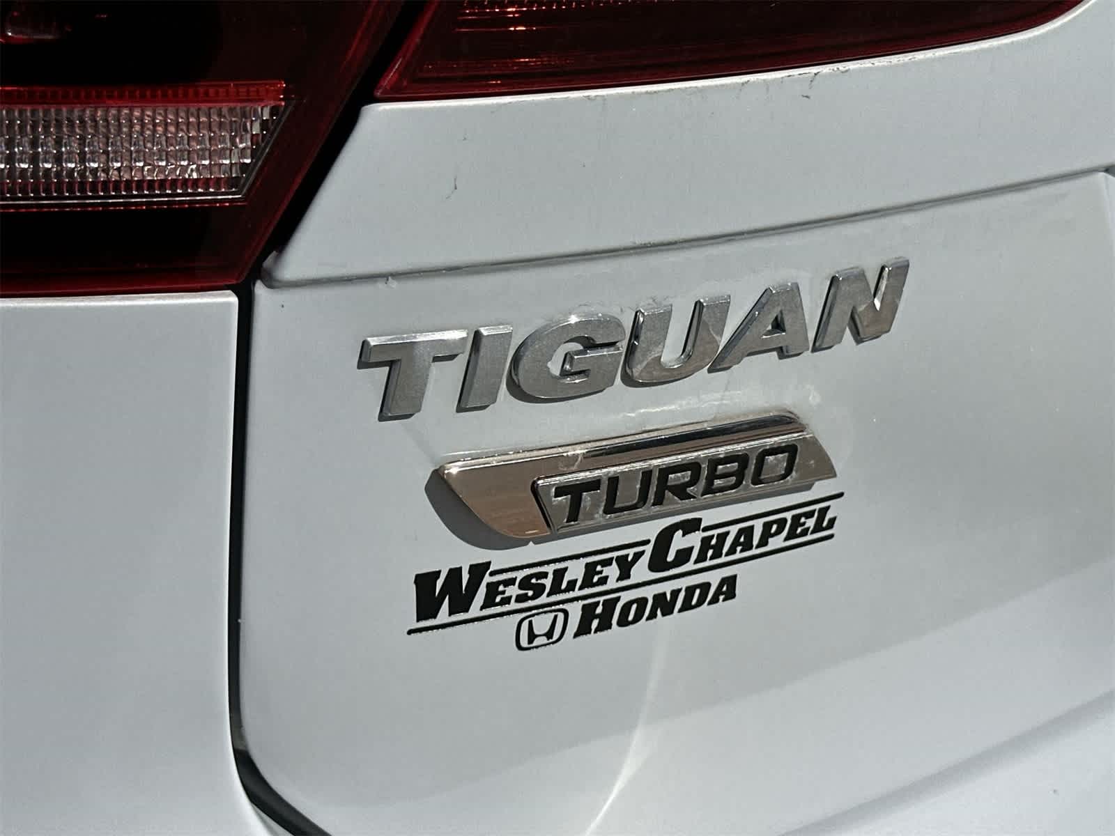 Thumbnail: 2019 Volkswagen Tiguan - 11
