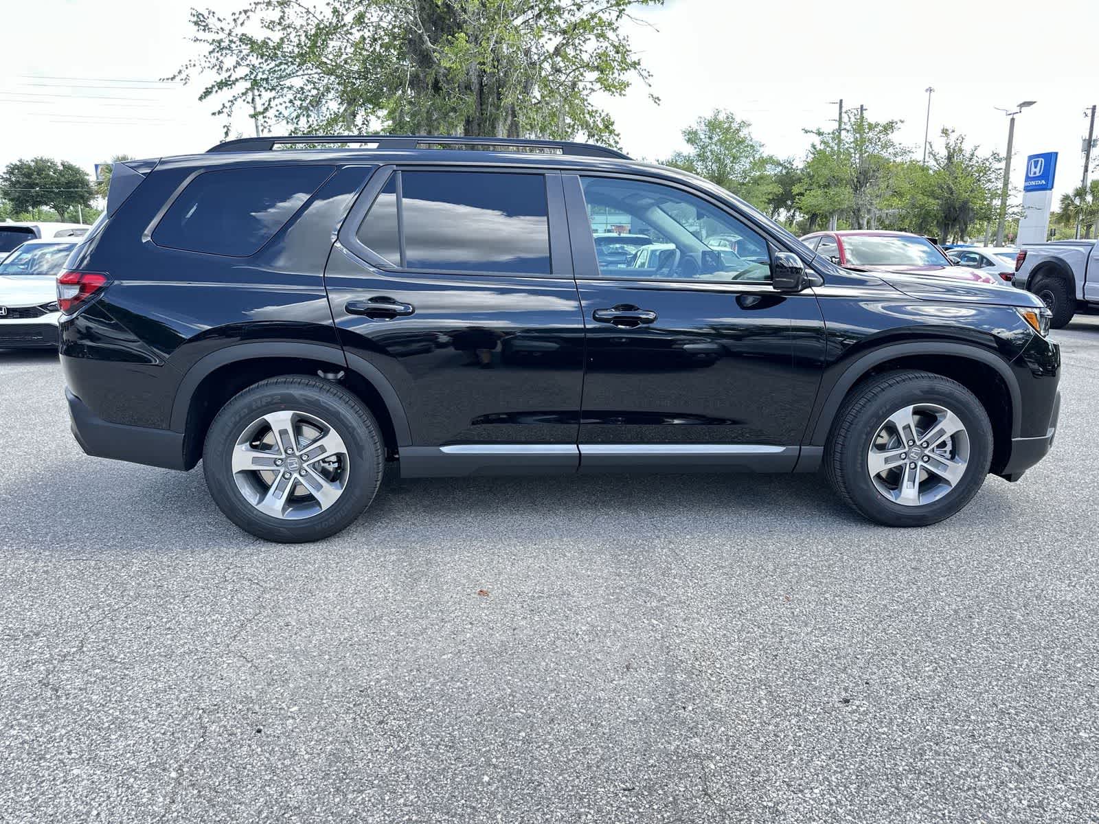 Thumbnail: 2026 Honda Pilot - 7