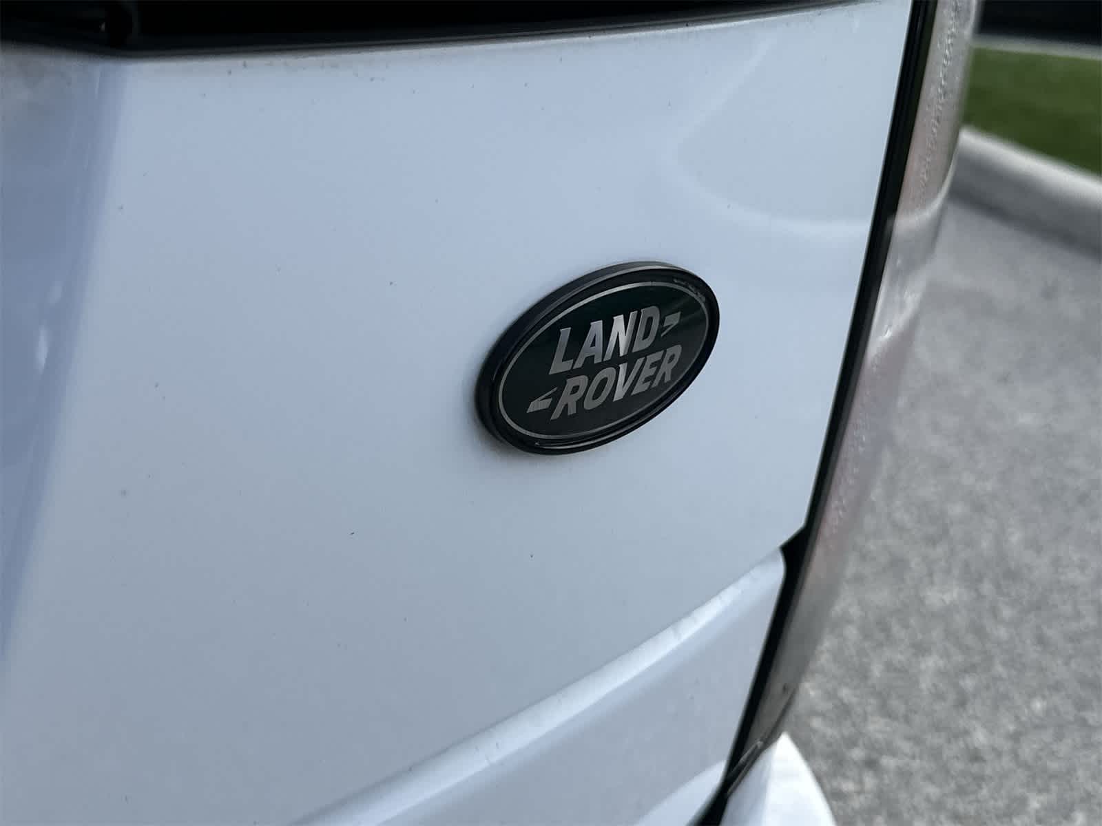 Thumbnail: 2018 Land Rover Range Rover - 11