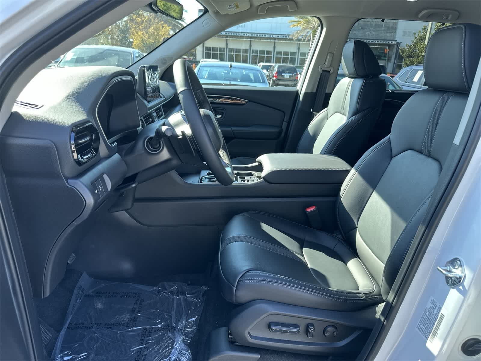 Thumbnail: 2025 Honda Pilot - 13