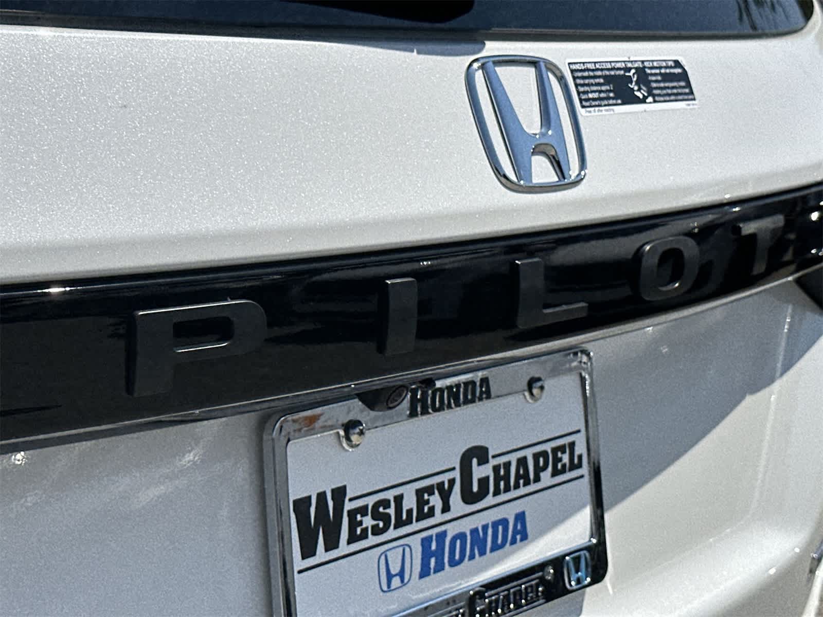 Thumbnail: 2025 Honda Pilot - 11