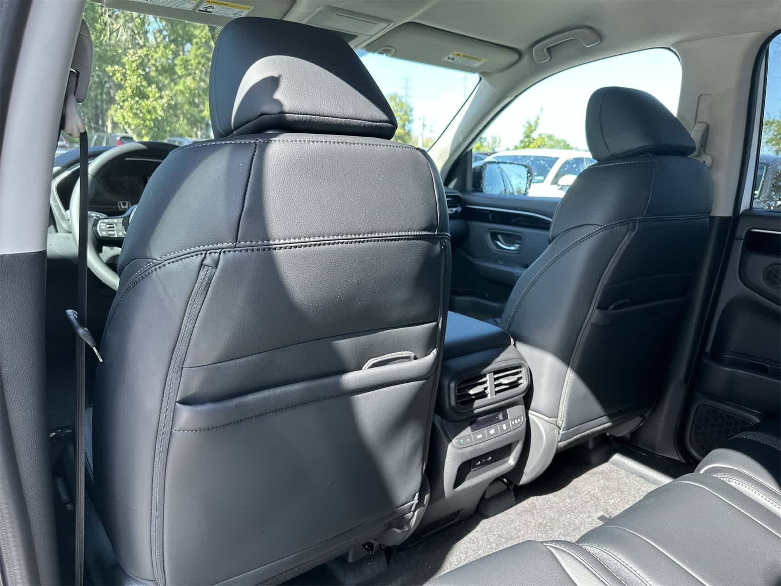 Thumbnail: 2025 Honda Pilot - 14