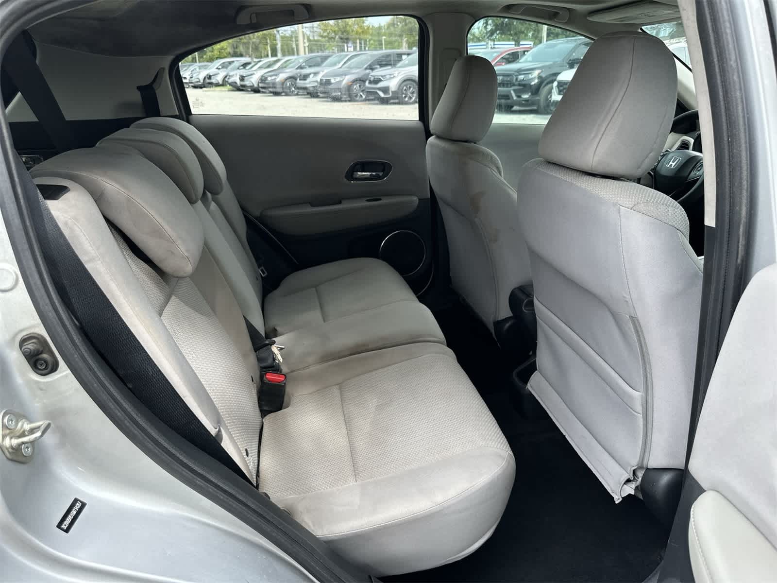 Thumbnail: 2016 Honda HR-V - 16