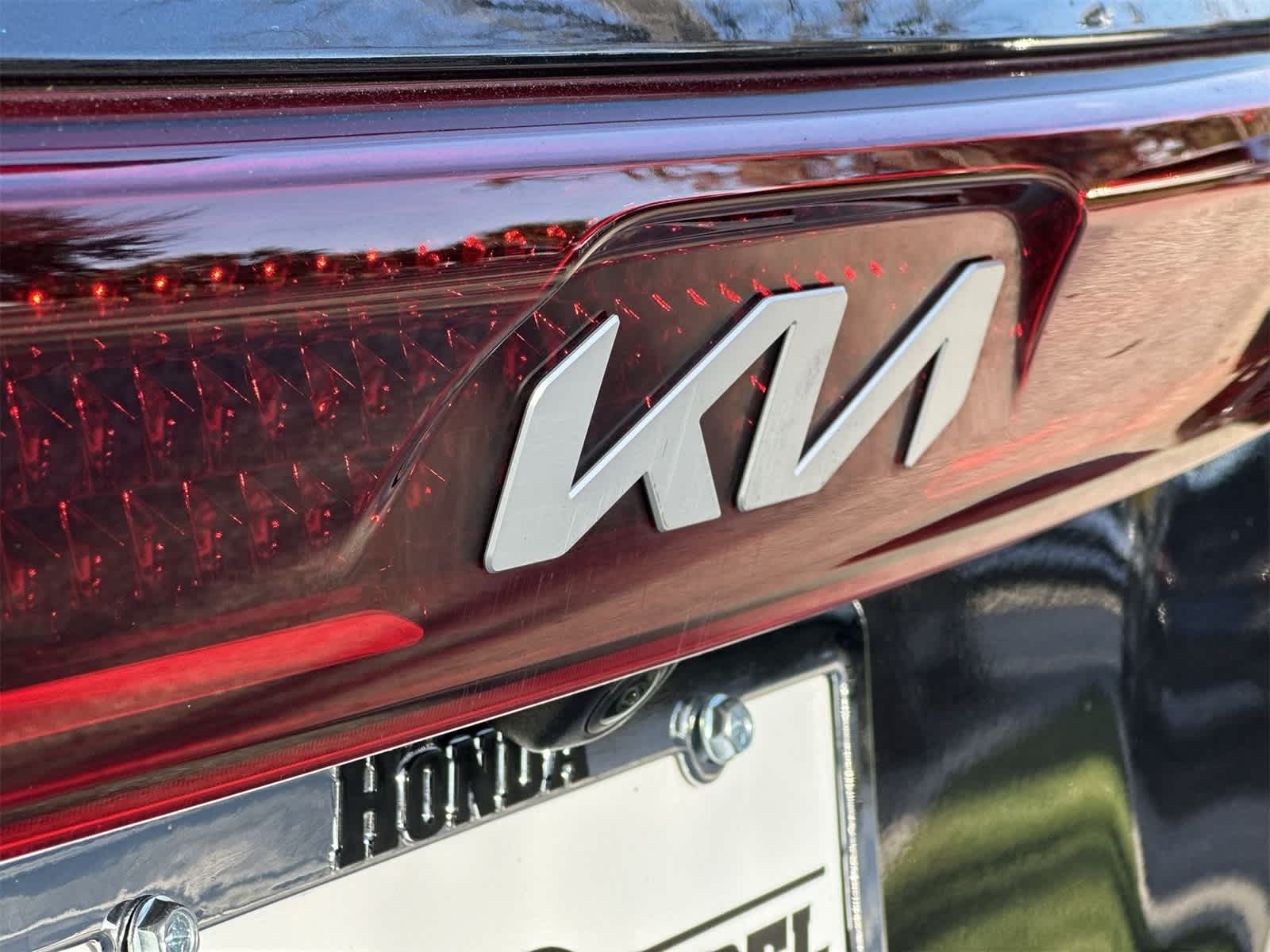 Thumbnail: 2024 Kia Carnival - 10