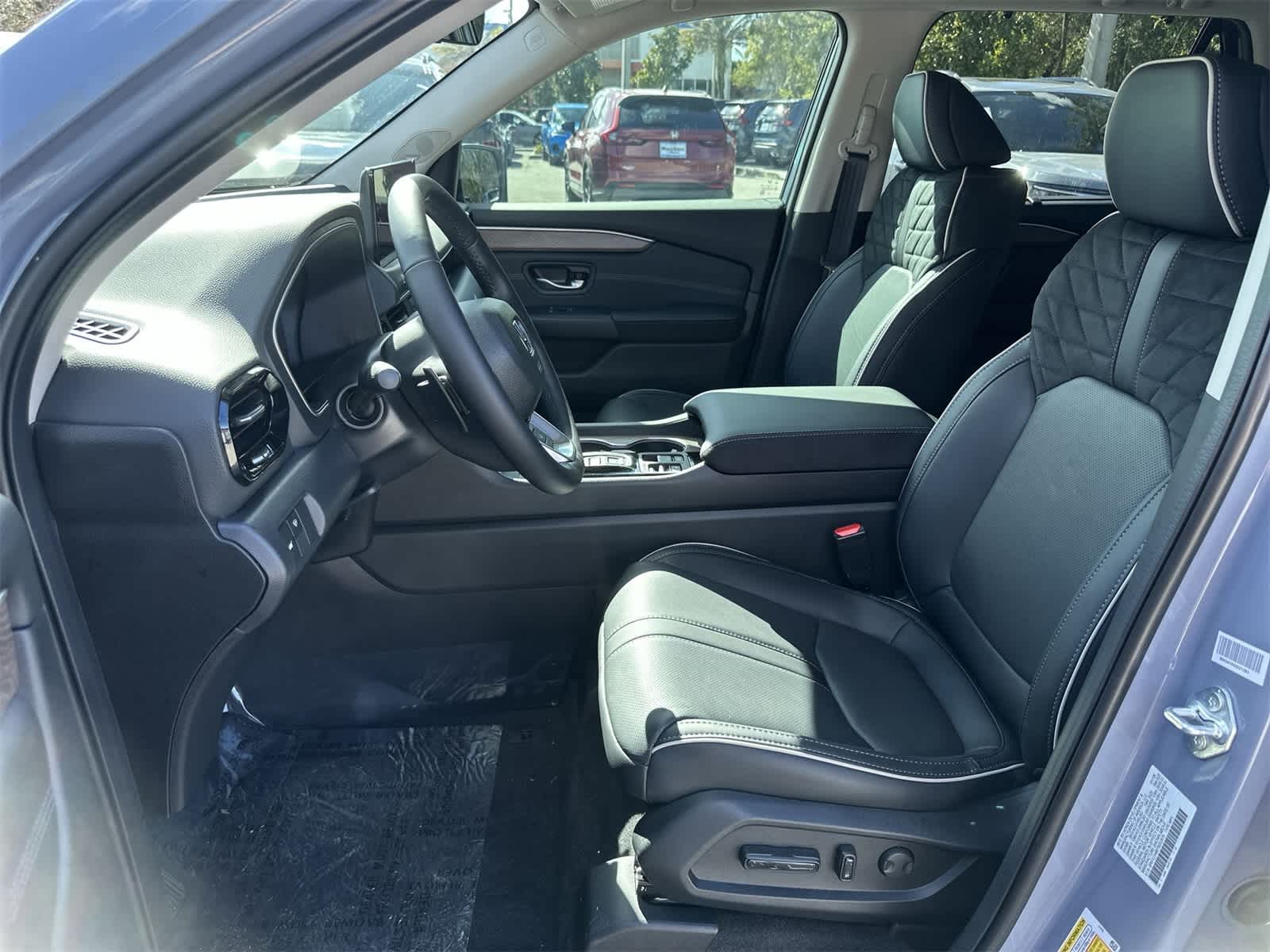 Thumbnail: 2026 Honda Pilot - 13