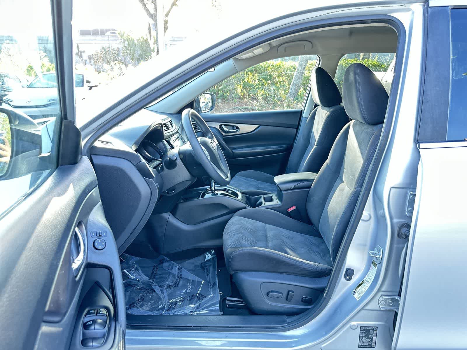 Thumbnail: 2015 Nissan Rogue - 2