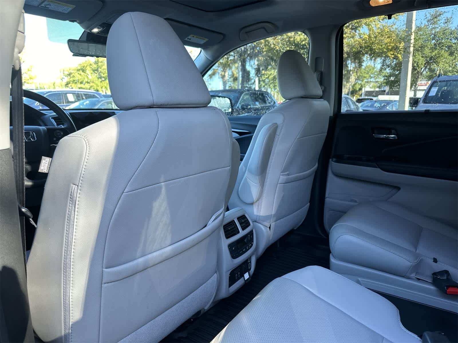 Thumbnail: 2022 Honda Pilot - 13