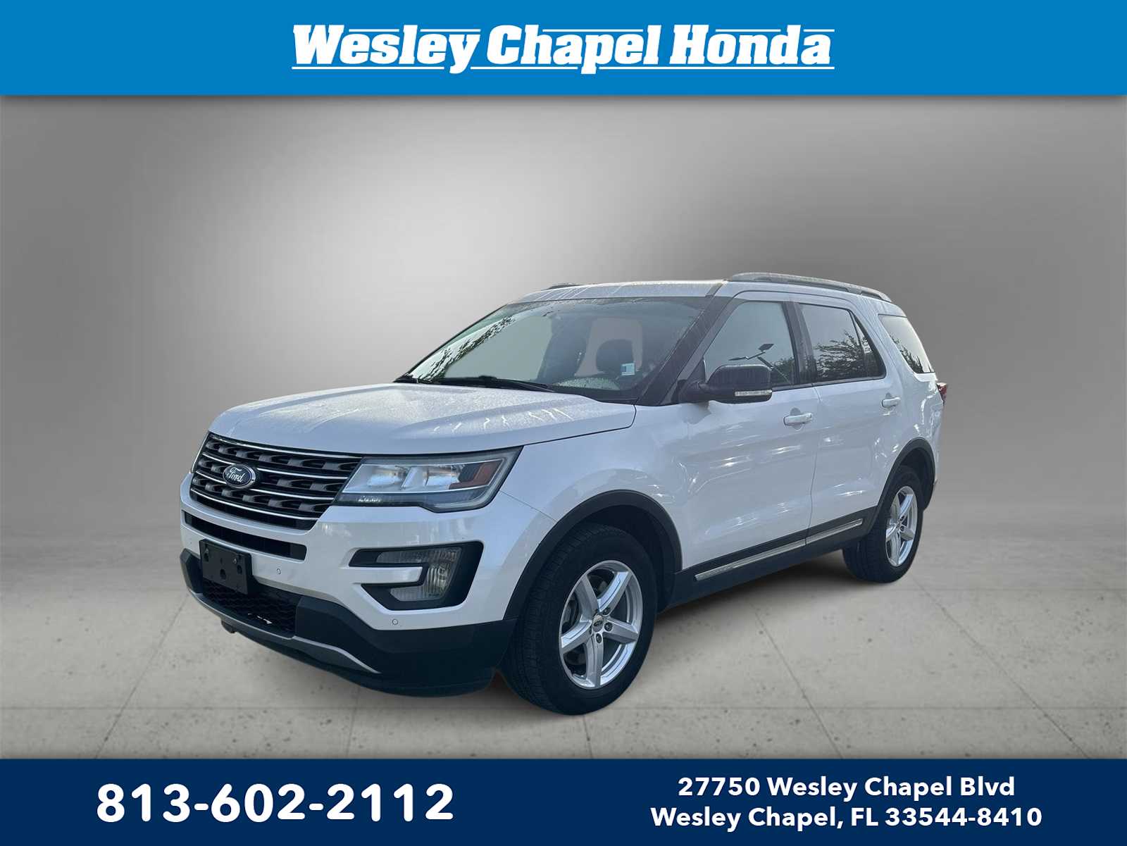 2017 Ford Explorer XLT Hero Image