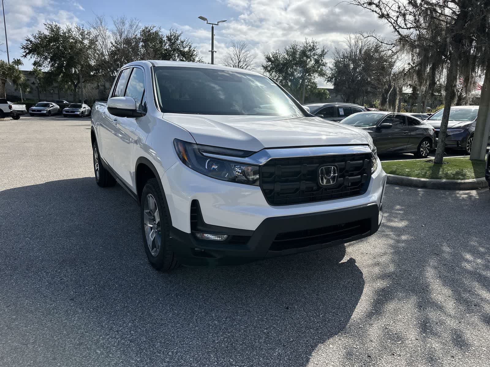 Thumbnail: 2026 Honda Ridgeline - 8