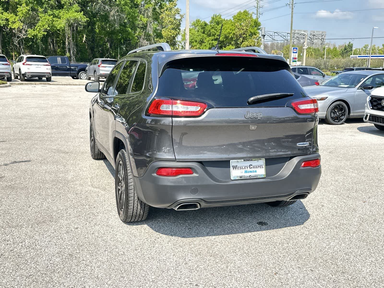 Thumbnail: 2015 Jeep Cherokee - 4