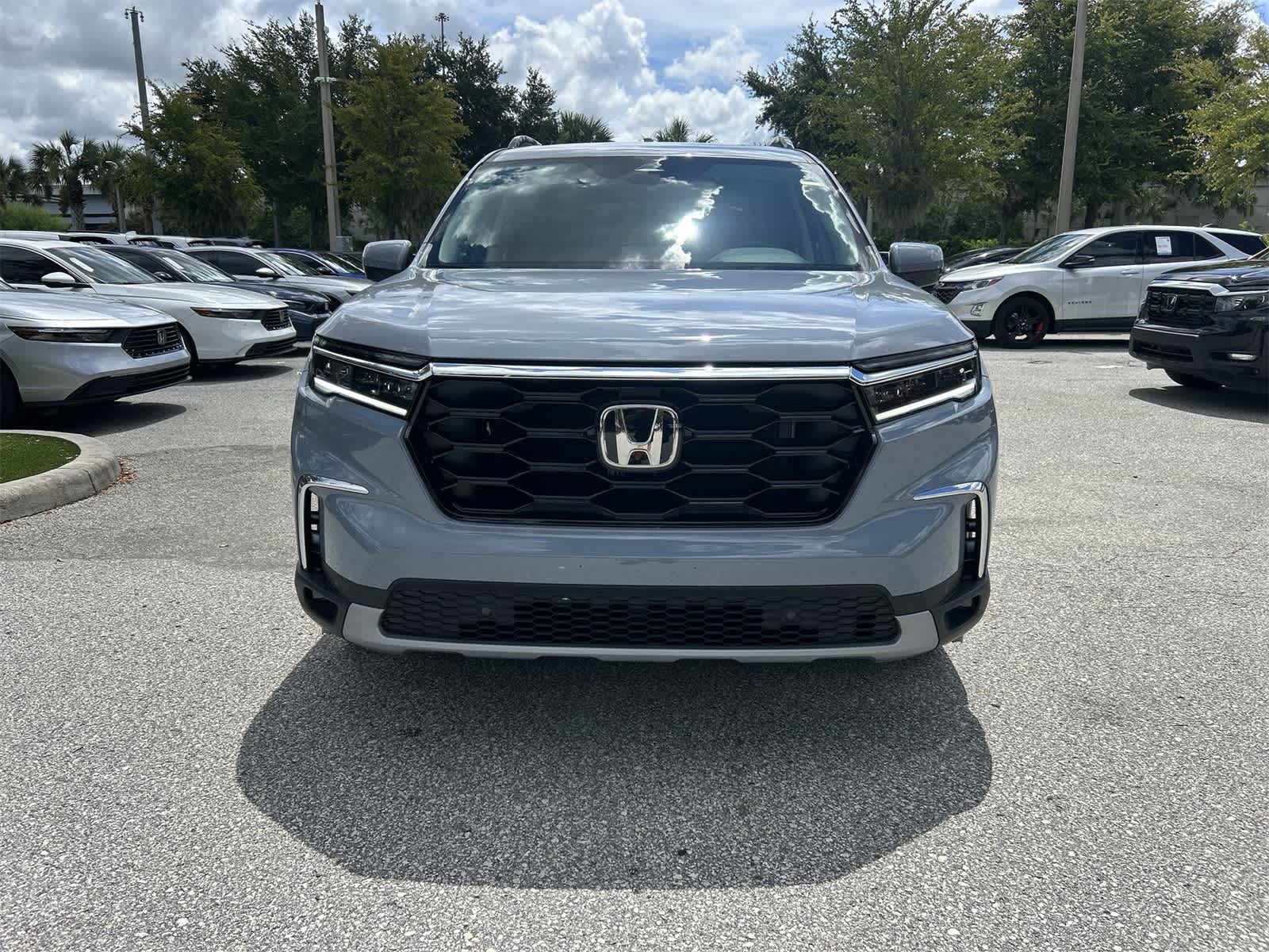 Thumbnail: 2025 Honda Pilot - 9